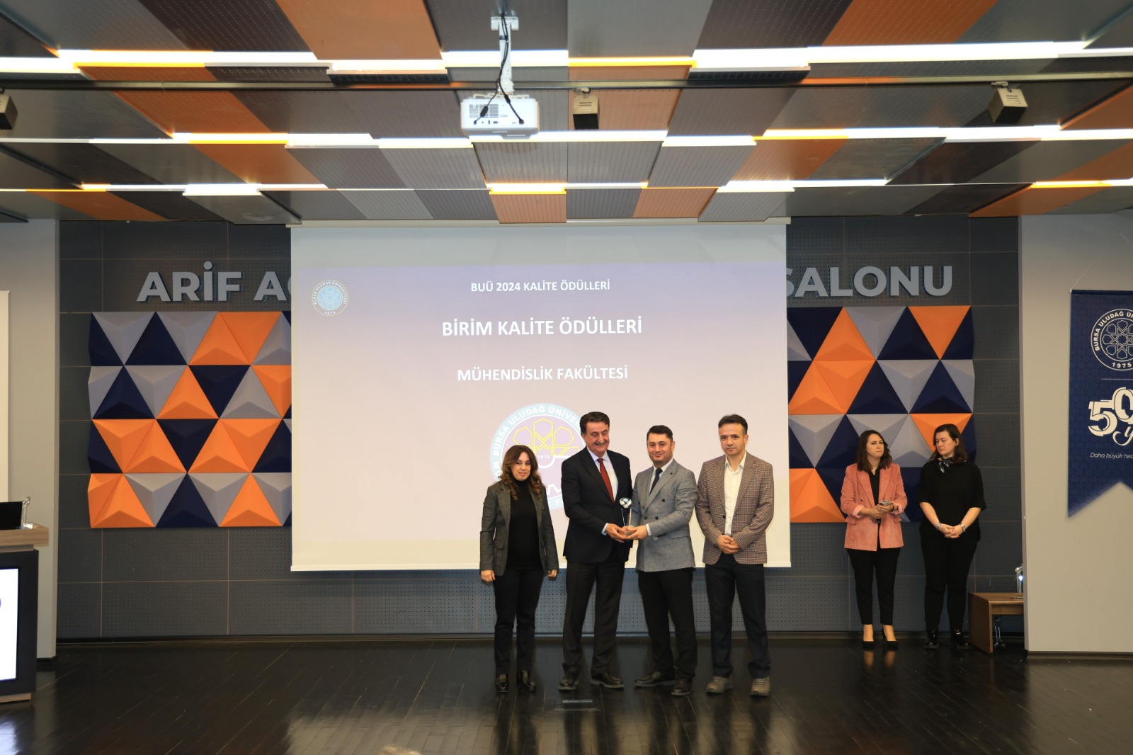  fb132b16-39d4-4298-9891-979810cf7caa